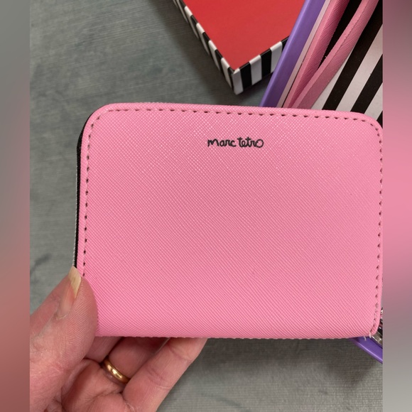 NWT Mark Tetro wristlet wallet in box. Pink wallet with yorkie.6“ x 4.5“ x 1.5“. - Picture 10 of 16